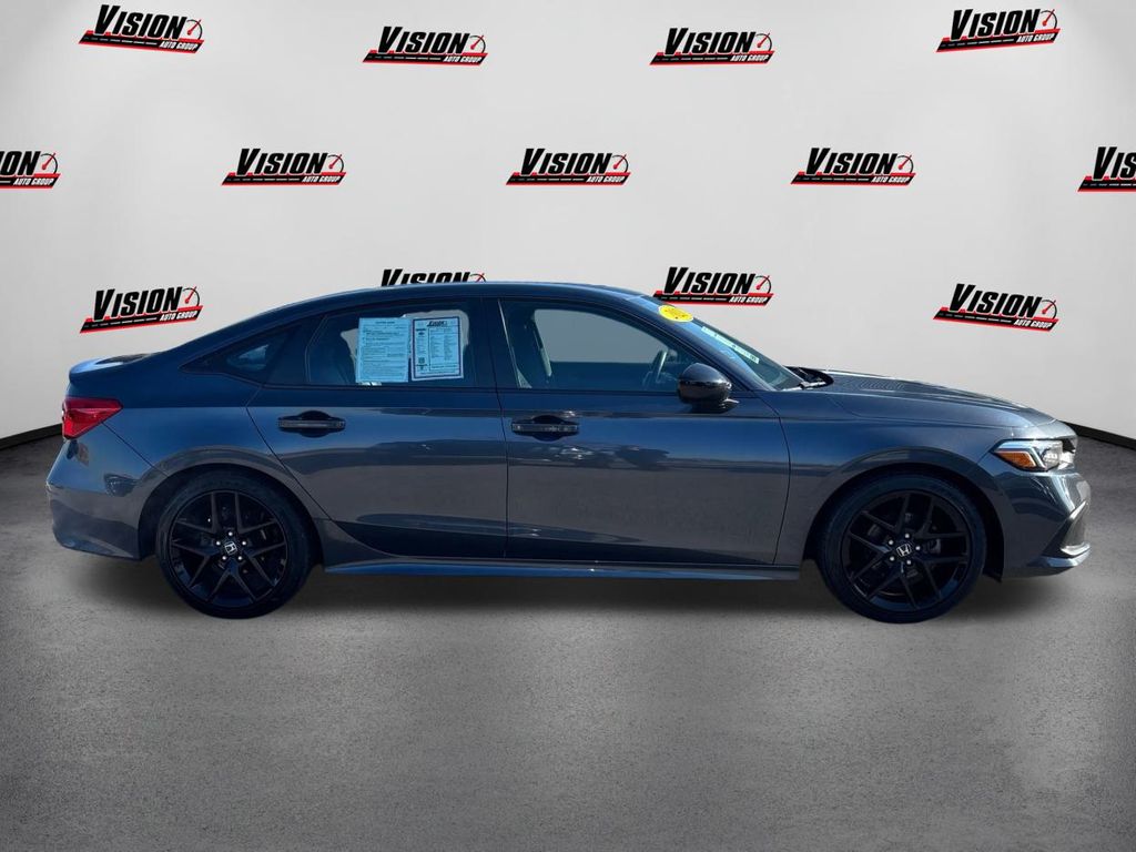 2023 Honda Civic Sport photo 4