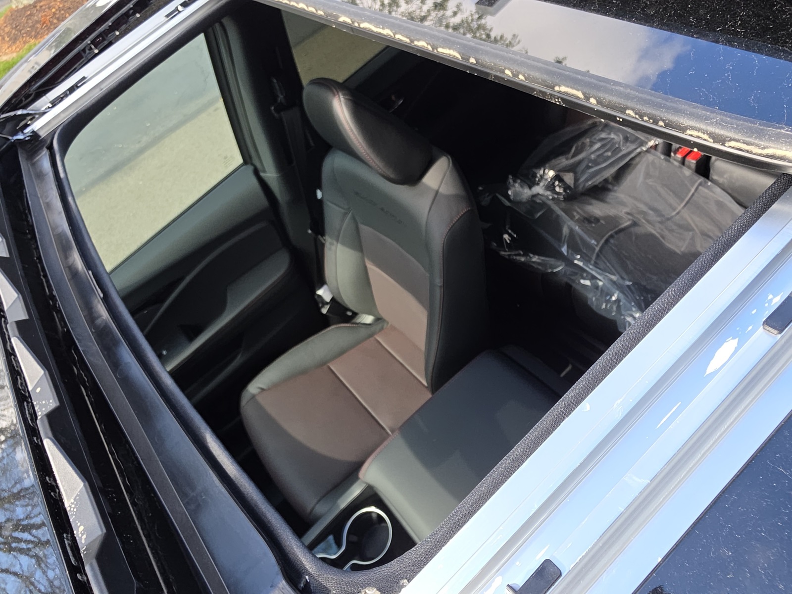 2026 Honda Ridgeline Black Edition photo 3