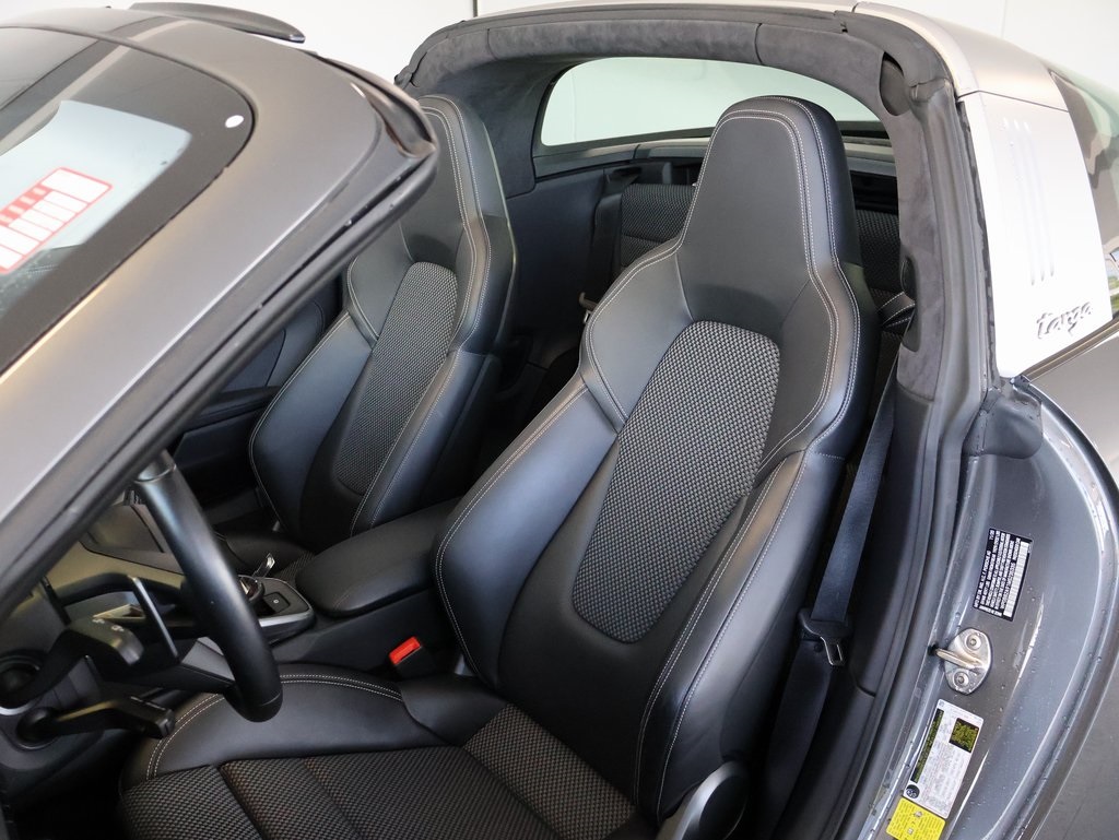 2021 Porsche 911 Targa 4S photo 5