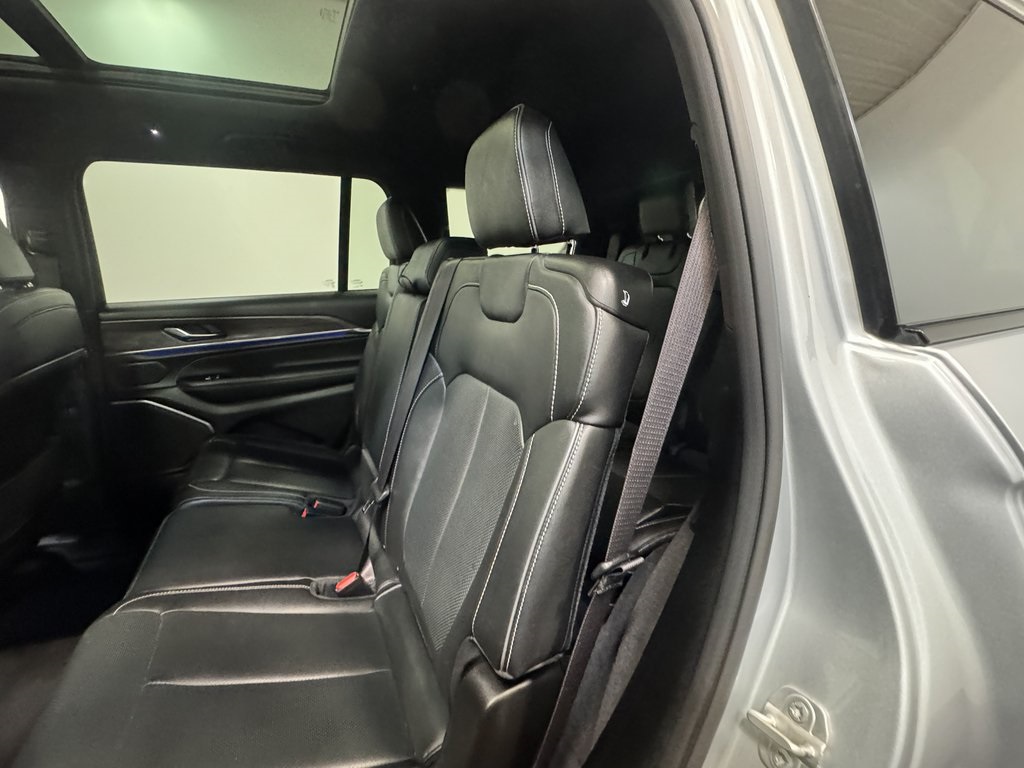2024 Jeep Grand Cherokee Overland photo 44