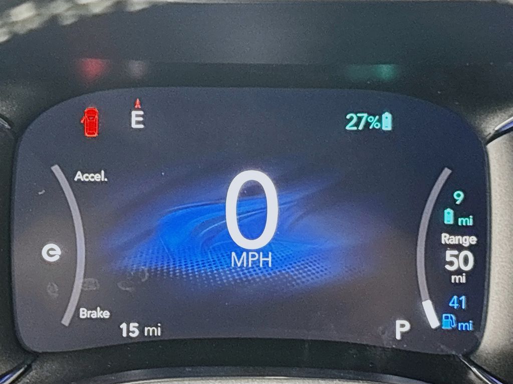 2025 Chrysler Pacifica Hybrid photo 14