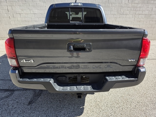 2023 Toyota Tacoma SR photo 4