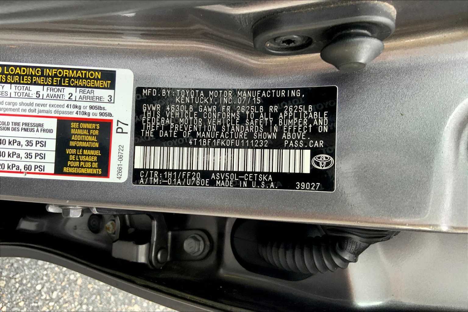 2015 Toyota Camry SE photo 28