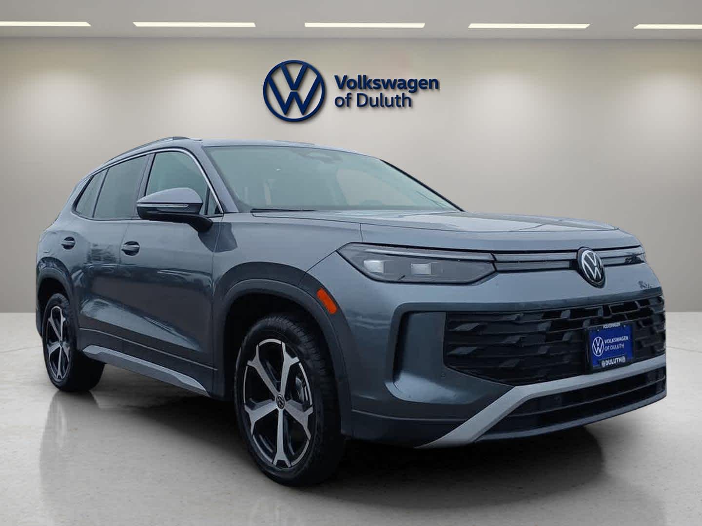 2025 Volkswagen Tiguan SE photo 7