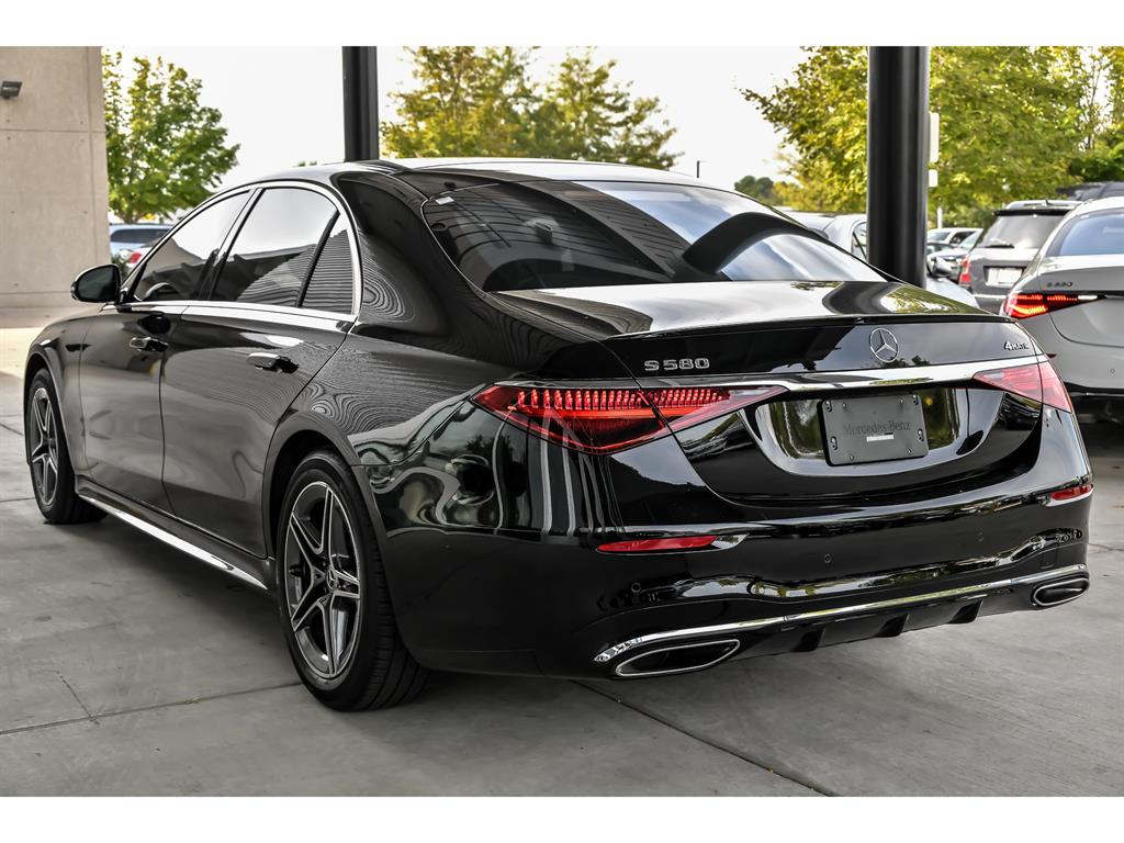 2024 Mercedes Benz S 4MATIC 580 photo 6