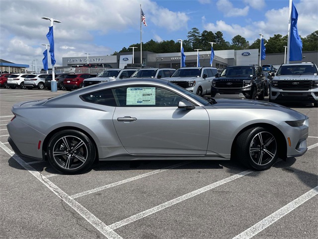 2025 Ford Mustang EcoBoost Premium photo 2