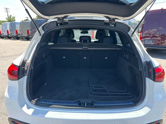 2025 Mercedes Benz GLC 300 4MATIC photo 35