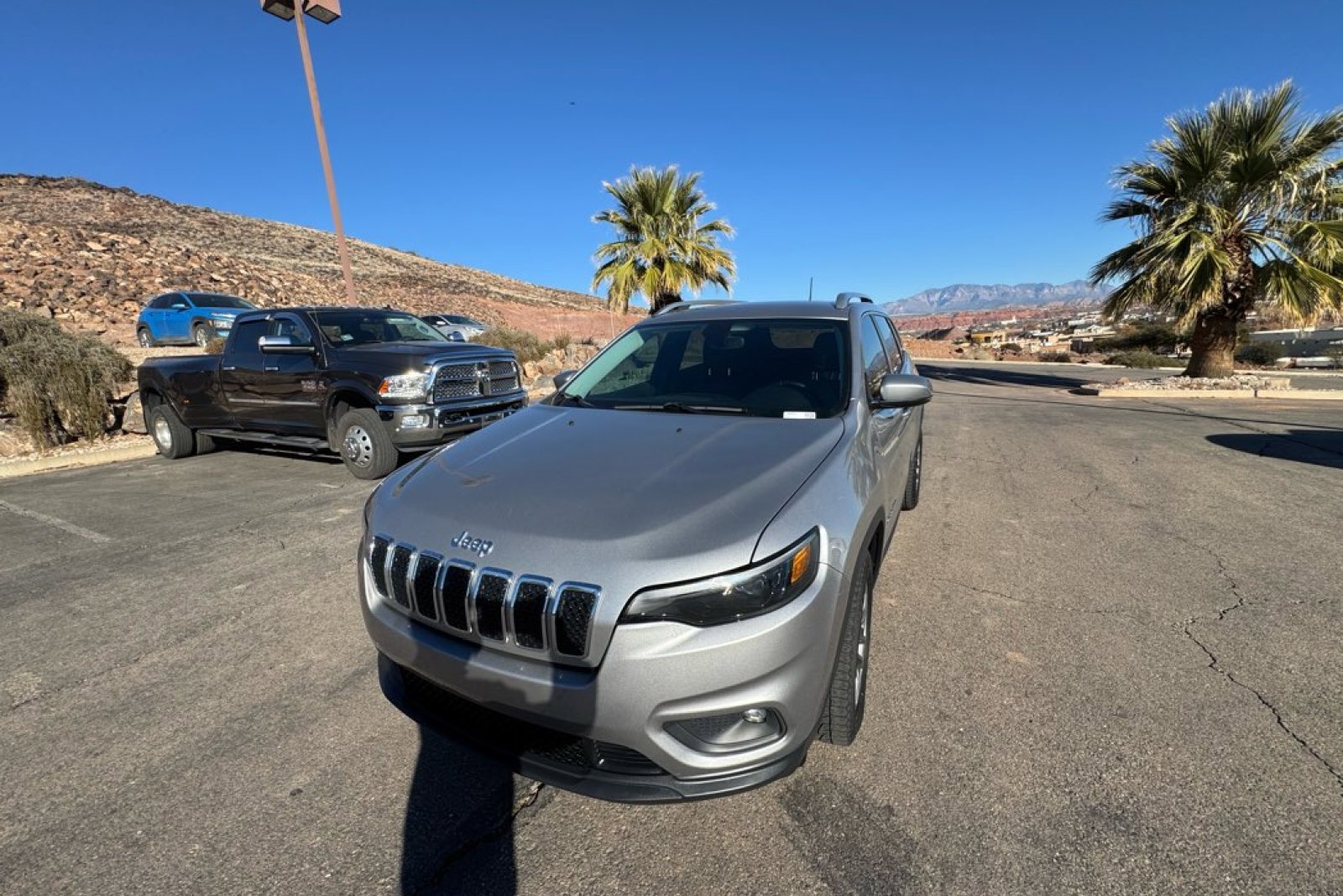 2019 Jeep Cherokee Latitude Plus's photo