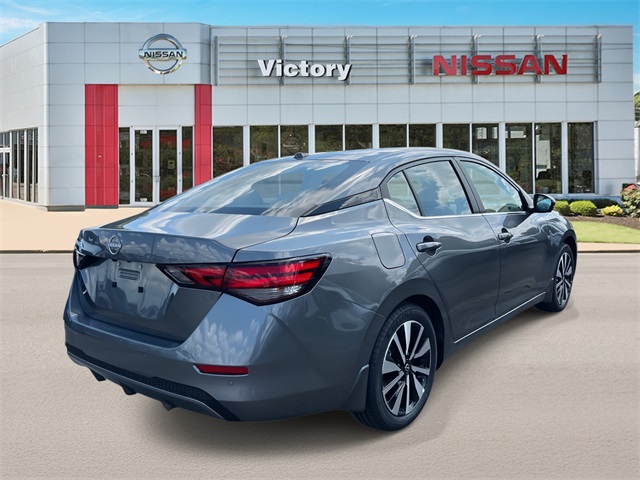 2025 Nissan Sentra SV photo 3