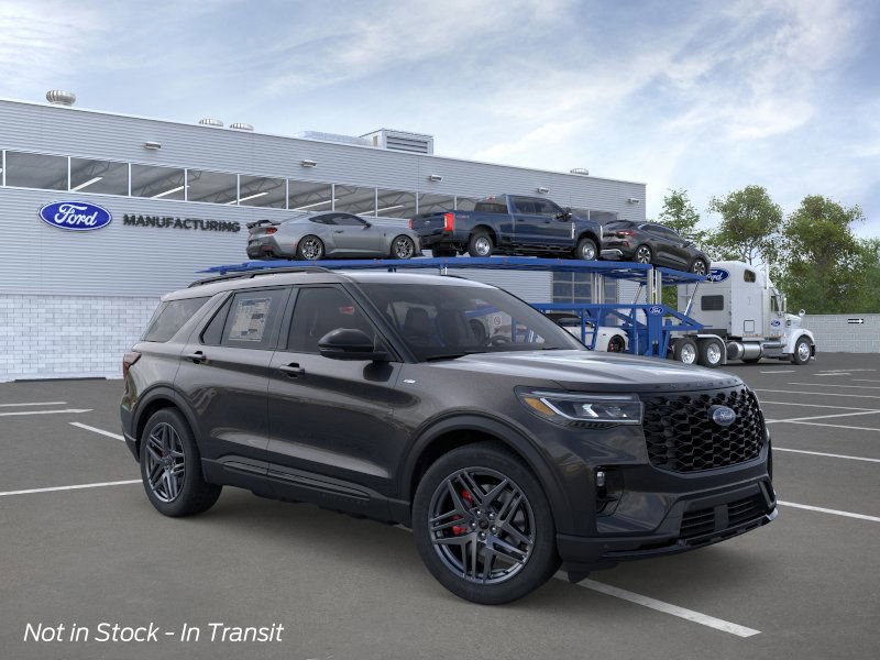 2025 Ford Explorer ST-Line photo 3