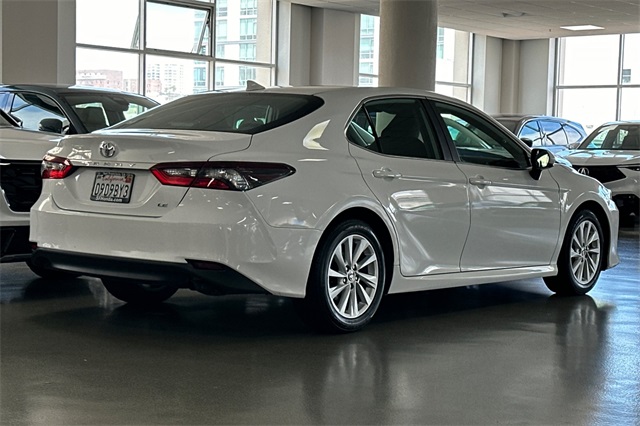 2024 Toyota Camry LE photo 5