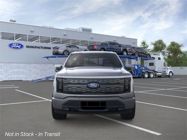 2025 Ford F-150 Lightning Lariat photo 6