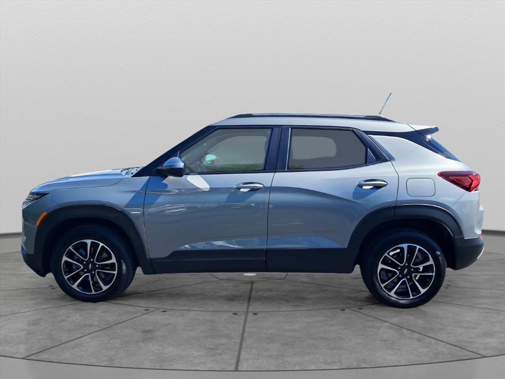 2024 Chevrolet Trailblazer LT photo 3