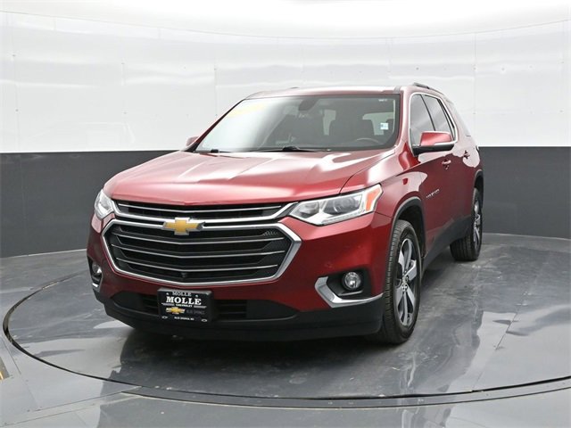 Used 2021 Chevrolet Traverse 3LT with VIN 1GNEVHKW2MJ152974 for sale in Kansas City