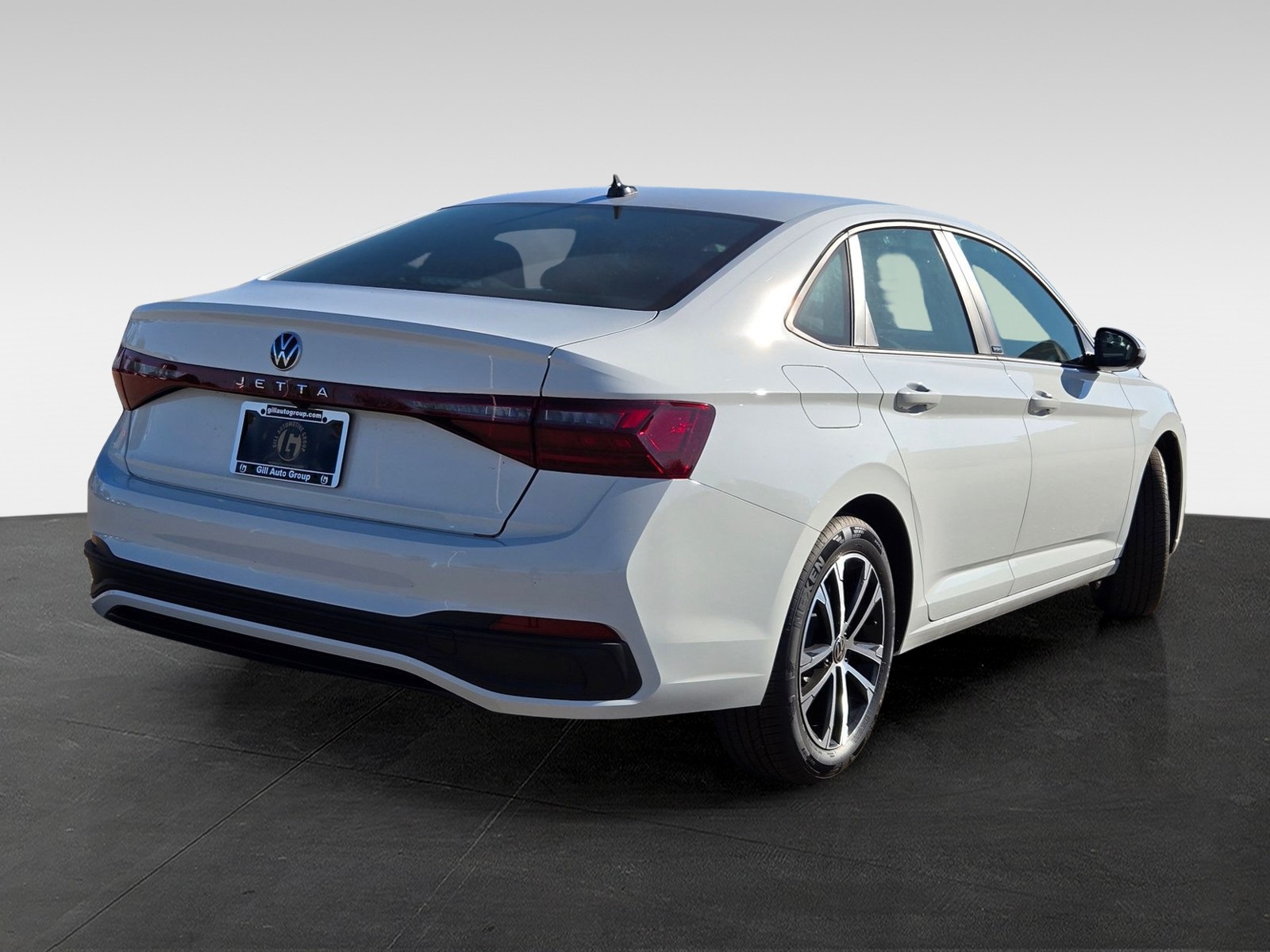 2026 Volkswagen Jetta 1.5T Sport photo 4