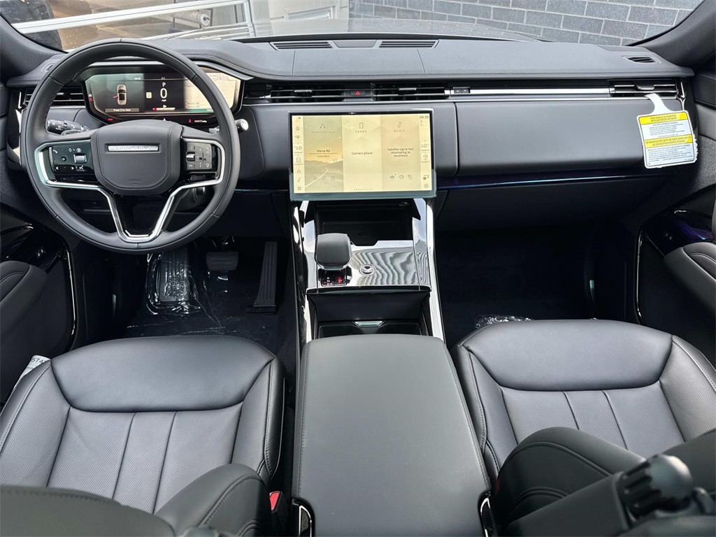2025 Land Rover Range Rover Sport SE photo 17
