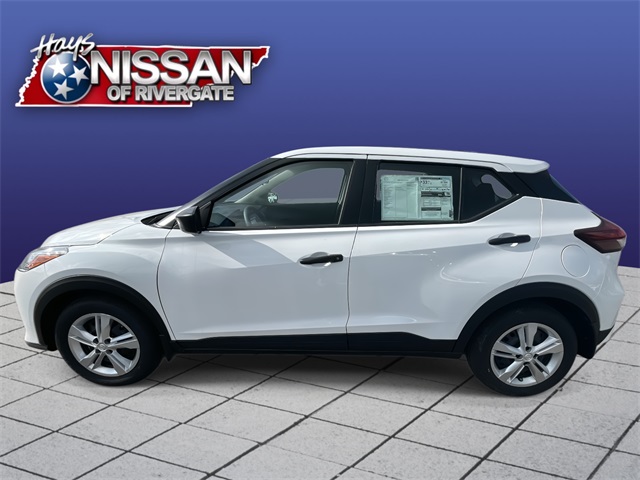 2025 Nissan Kicks Play S photo 2