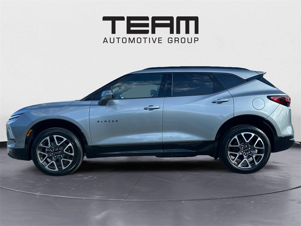 2025 Chevrolet Blazer RS photo 4