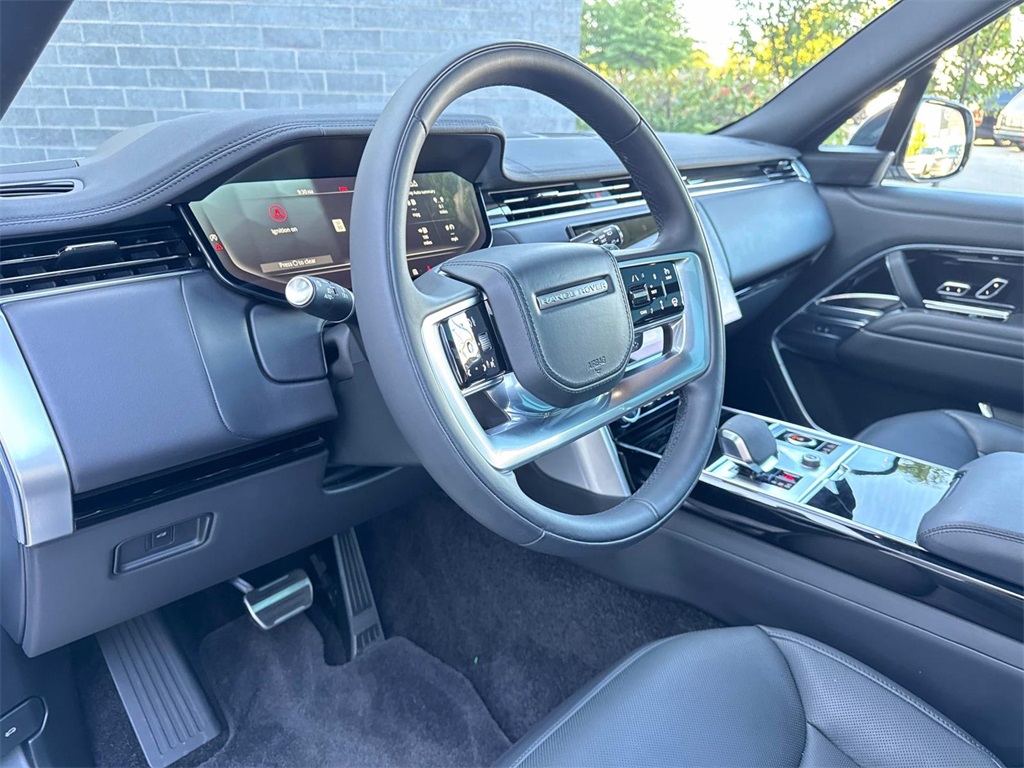 2023 Land Rover Range Rover SE photo 20