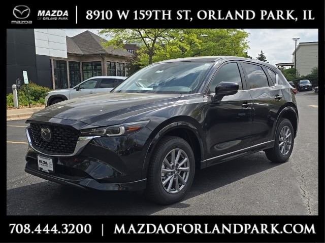 2025 Mazda CX-5 2.5 S Preferred photo 2