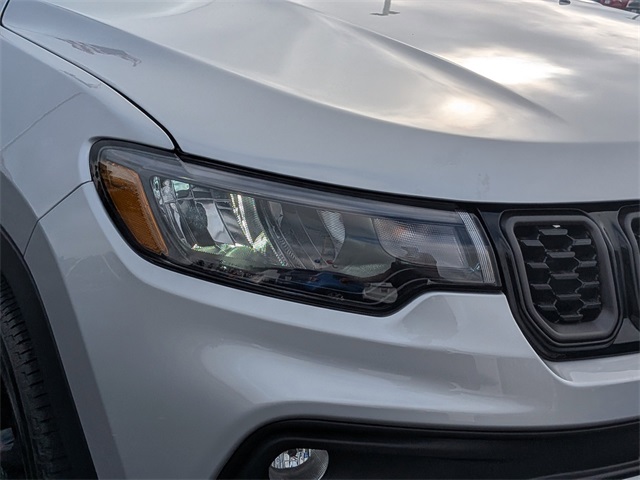 2026 Jeep Compass Latitude Altitude photo 3