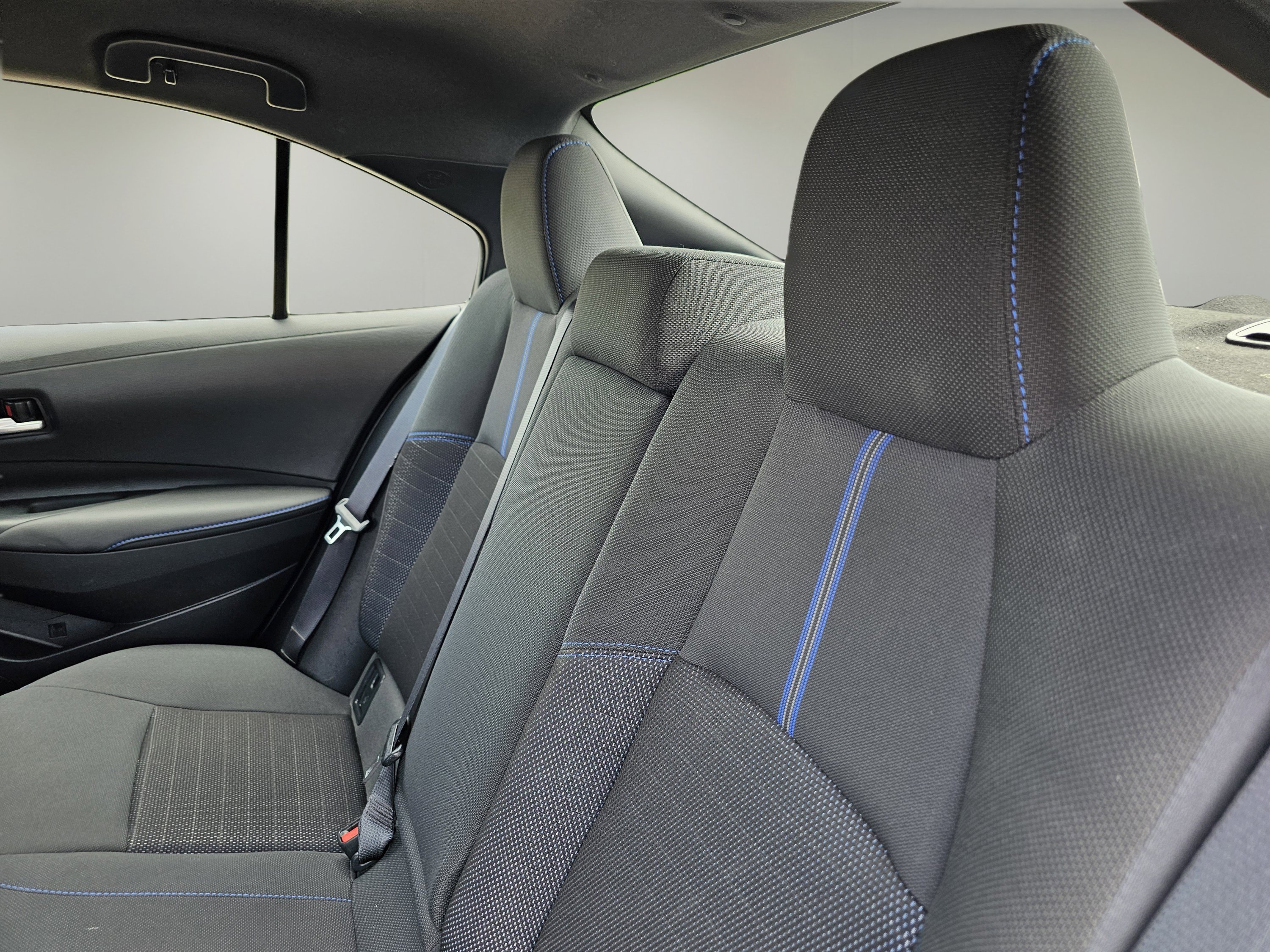 2020 Toyota Corolla SE photo 19