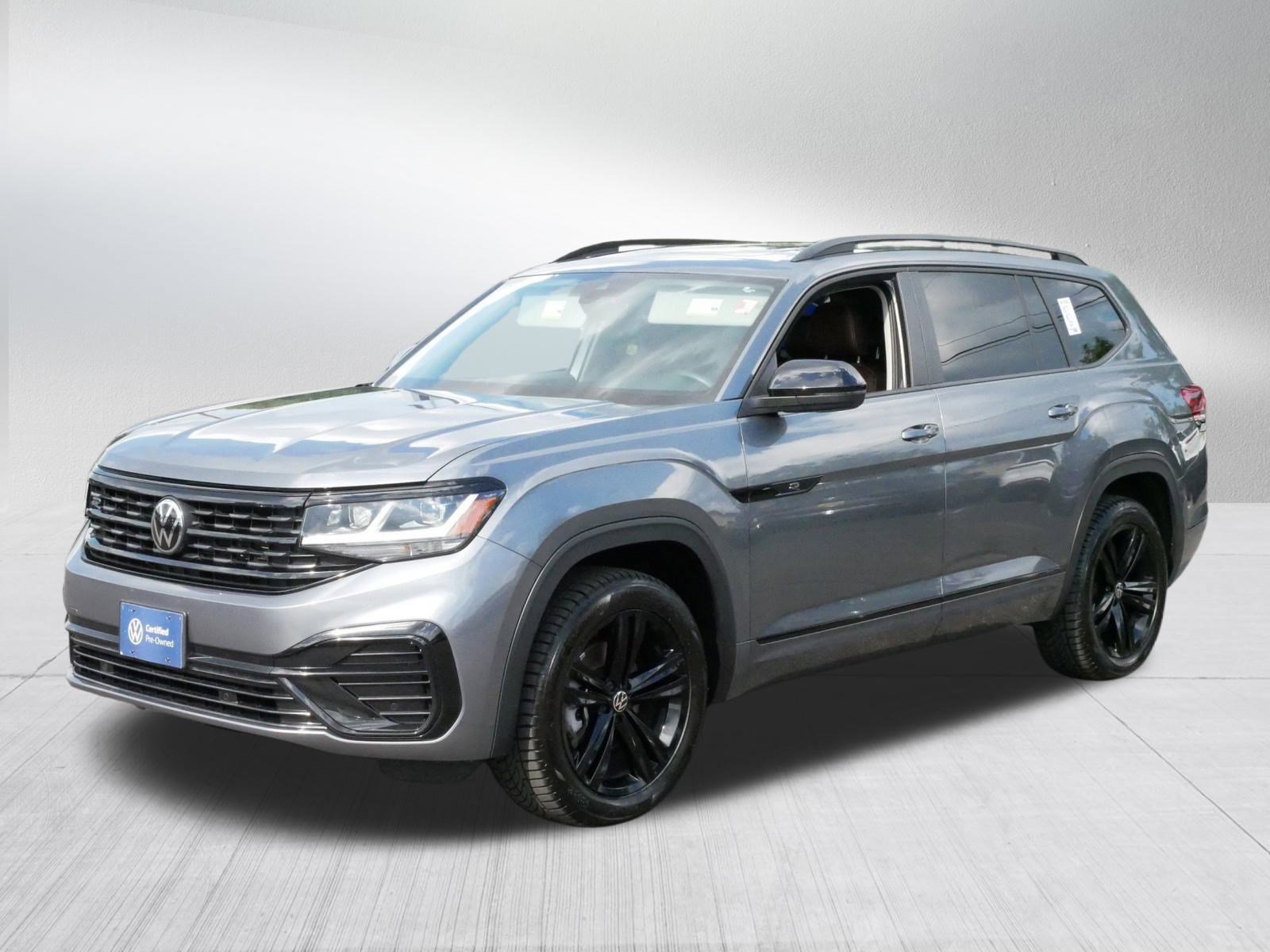 2023 Volkswagen Atlas SE R-Line photo 3