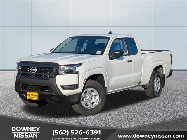 2026 Nissan Frontier S's photo
