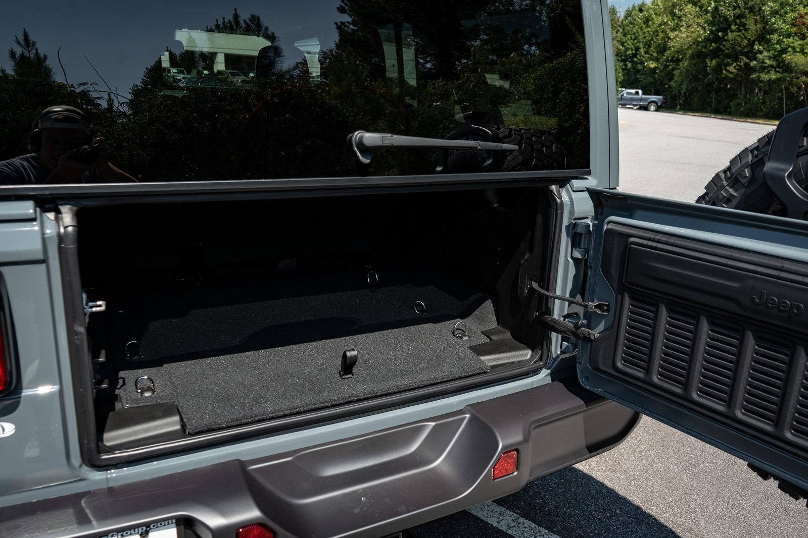 2025 Jeep Wrangler Willys photo 9
