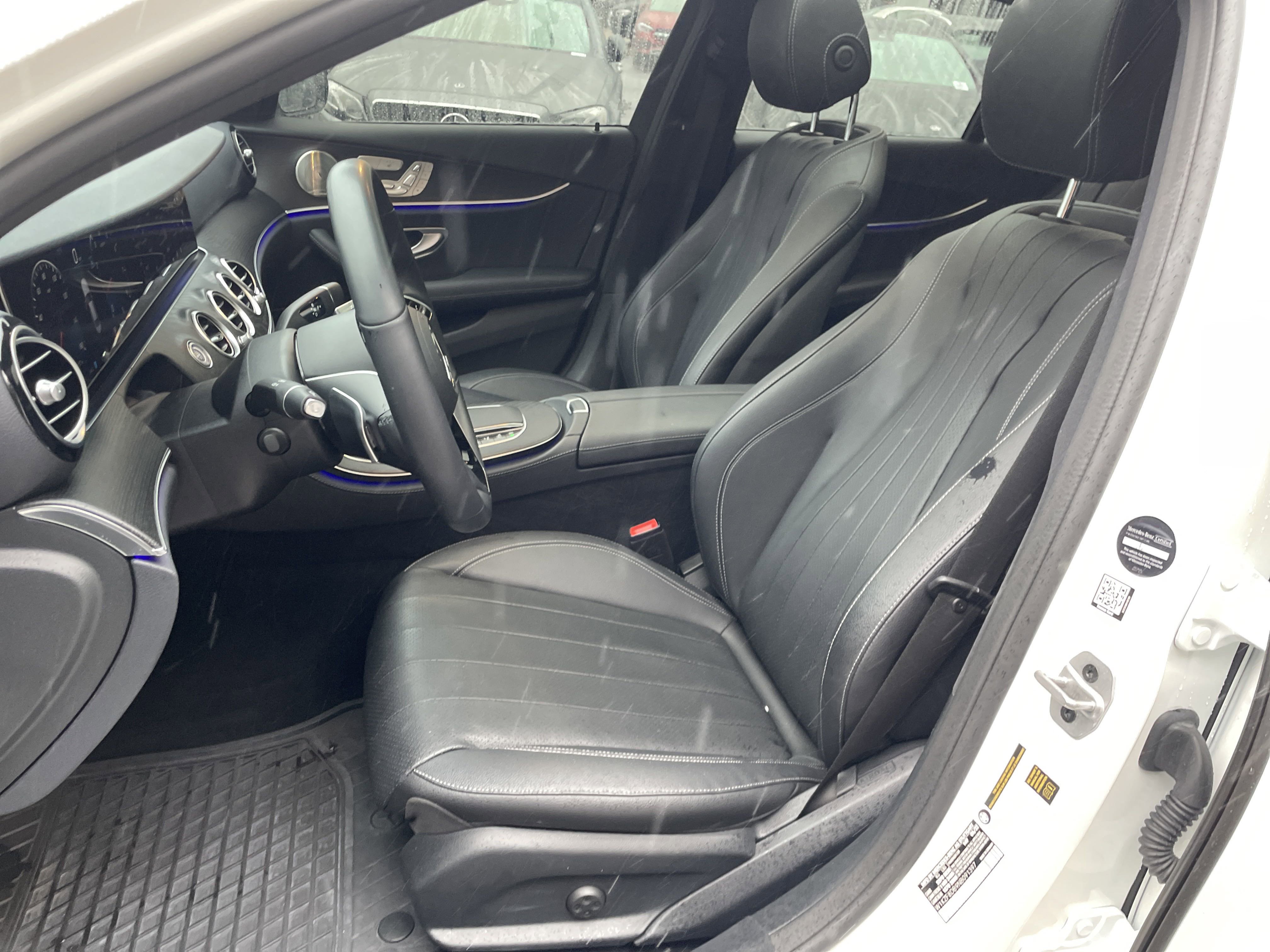 2022 Mercedes Benz E 350 Sedan photo 4