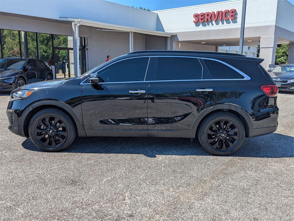 2020 Kia Sorento S photo 3