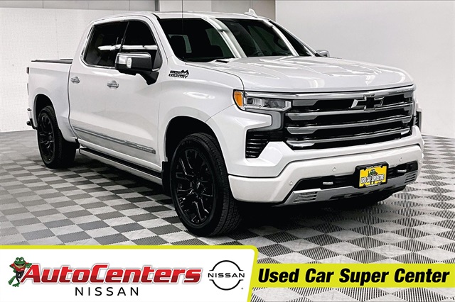 2023 Chevrolet Silverado 1500 High Country's photo