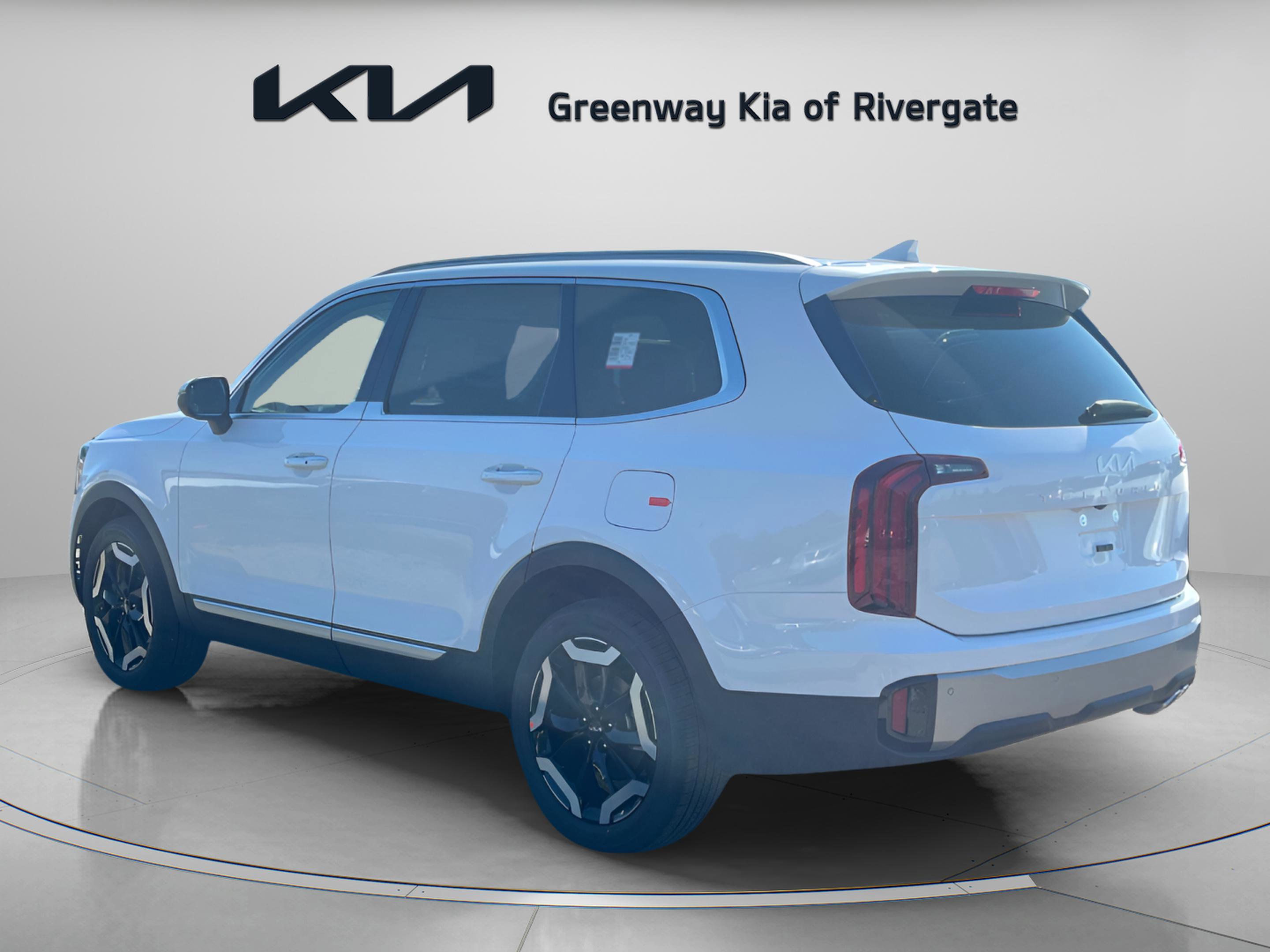 2025 Kia Telluride S photo 2