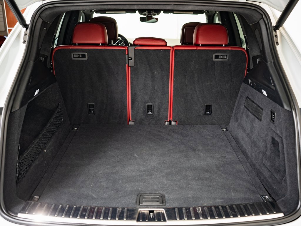 2022 Porsche Cayenne GTS photo 18