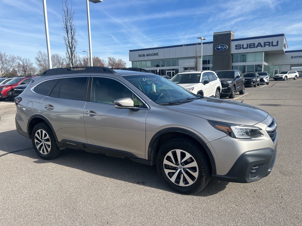 2020 Subaru Outback Premium's photo