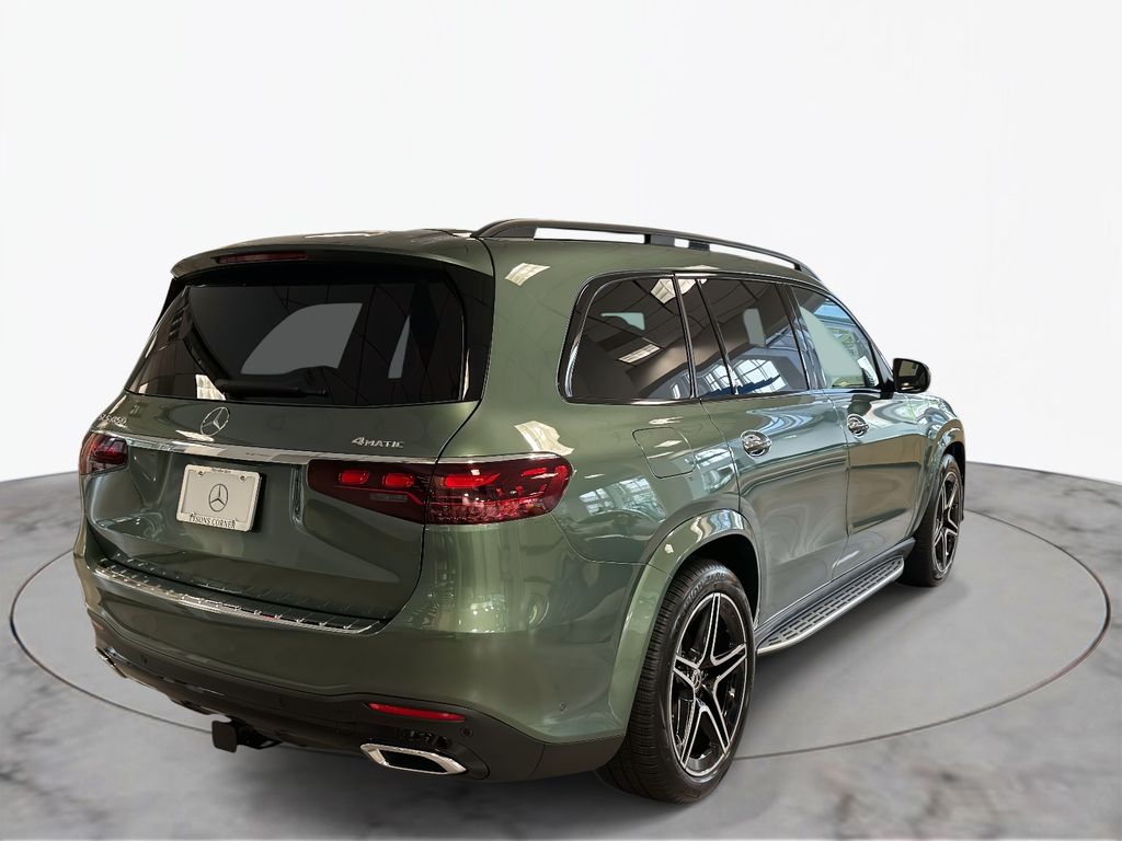 2026 Mercedes Benz GLS 450 4MATIC photo 4
