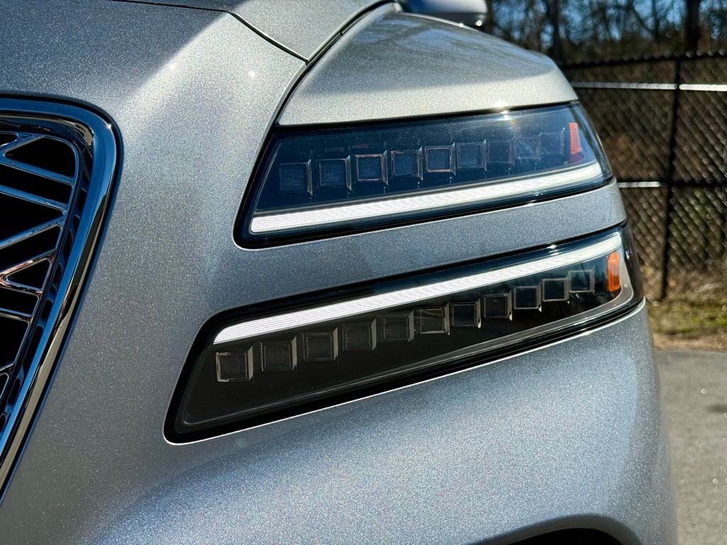 2025 Genesis GV80 3.5T Prestige photo 8