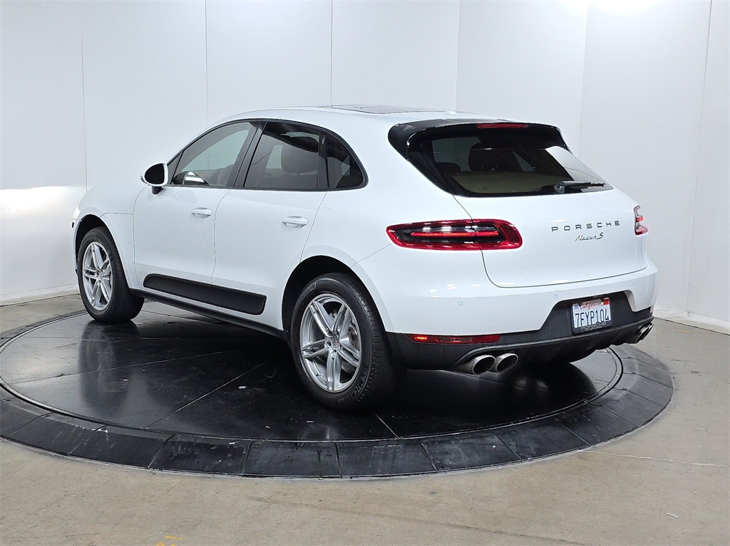 2015 Porsche Macan S photo 9