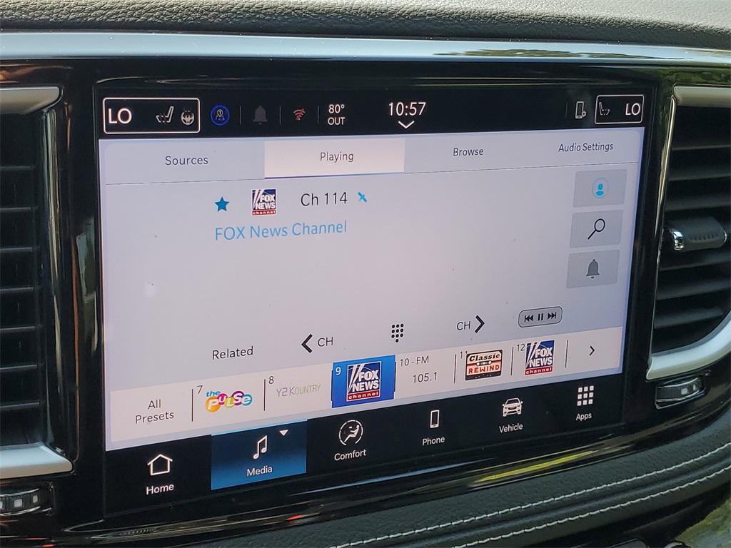 2025 Chrysler Pacifica photo 26