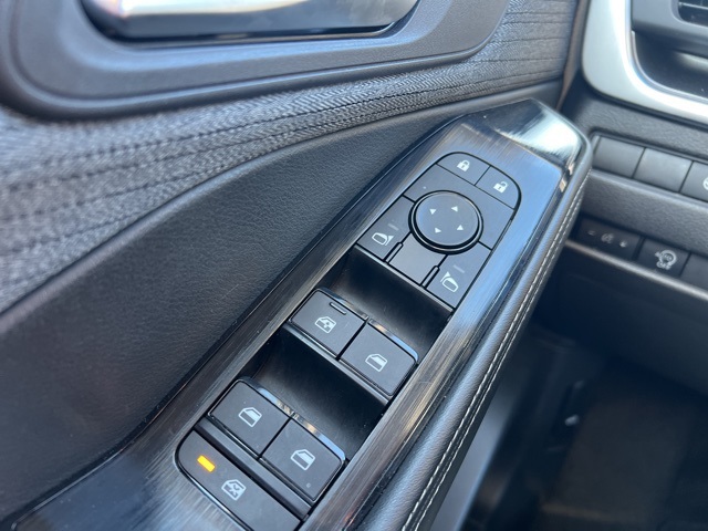 2023 Nissan Rogue SV photo 24