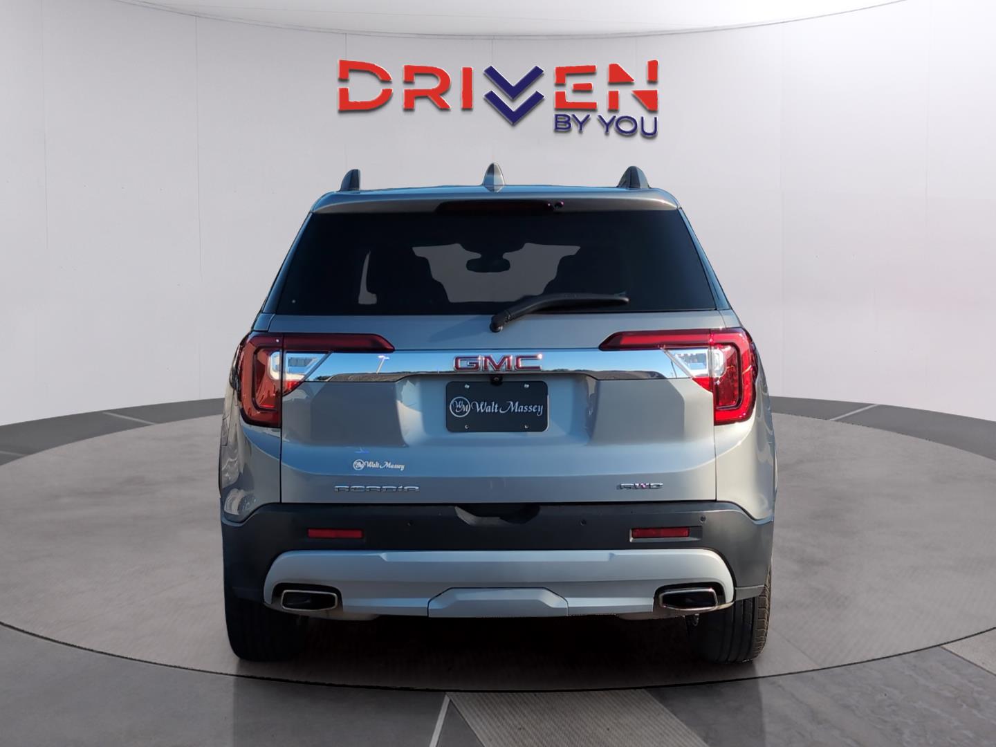 2023 Gmc Acadia SLT photo 4