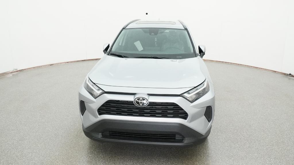 2025 Toyota RAV4 XLE photo 2