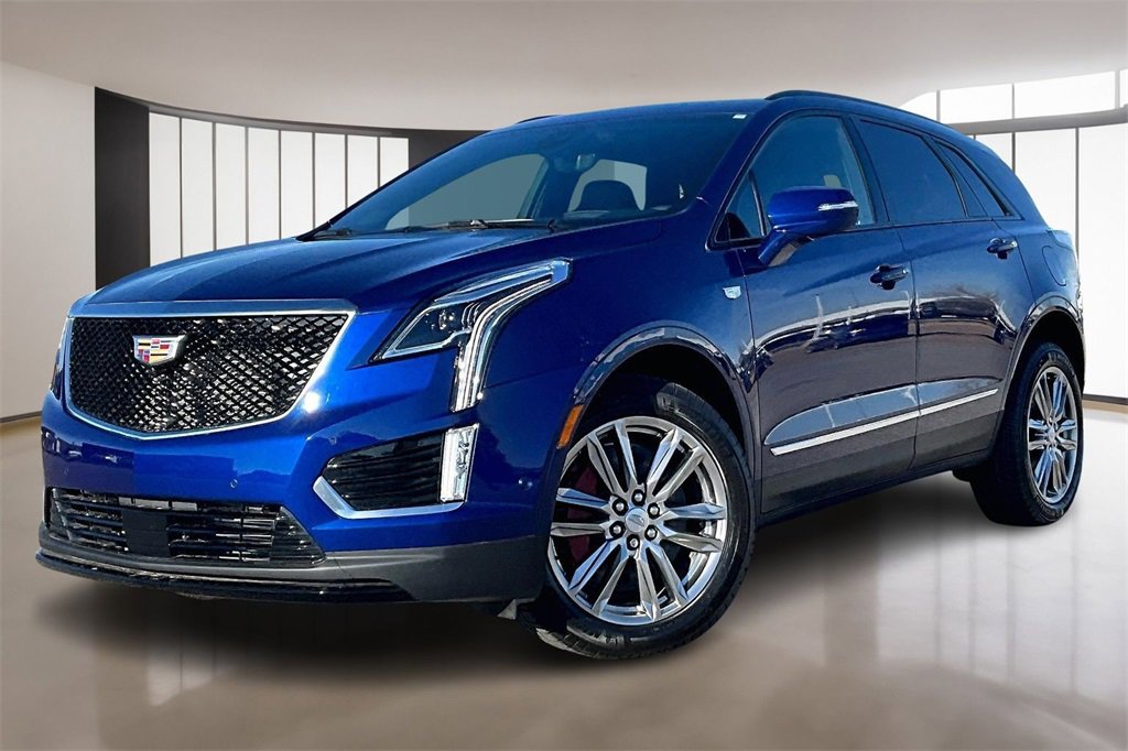 2026 Cadillac XT5 Sport's photo