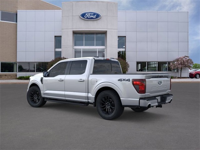 2025 Ford F-150 XLT photo 3