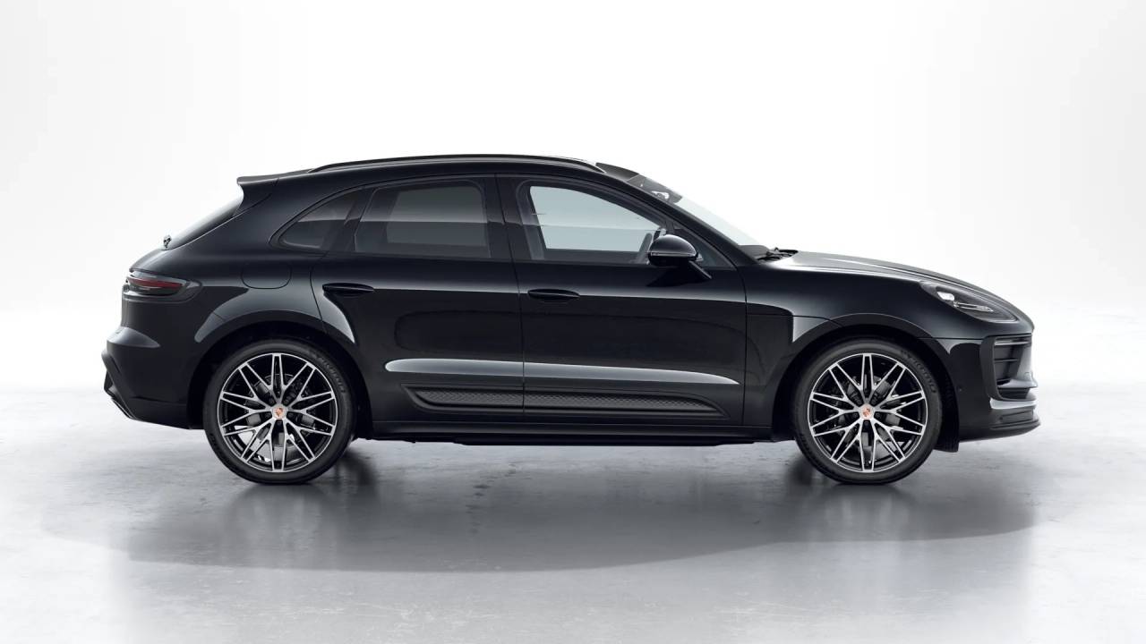2026 Porsche Macan T photo 5
