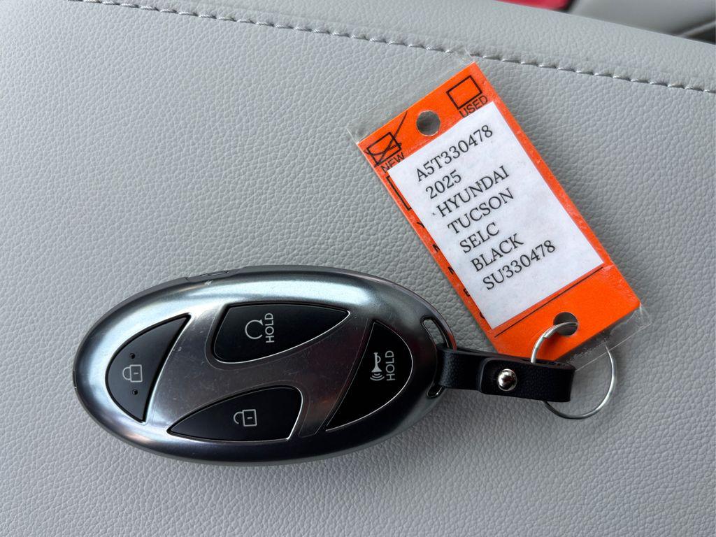 2025 Hyundai Tucson Hybrid SEL Convenience photo 20