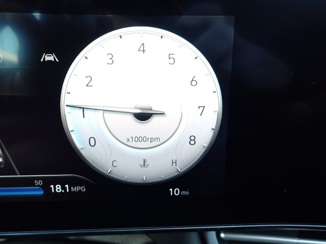 2025 Hyundai Elantra SEL Convenience photo 18