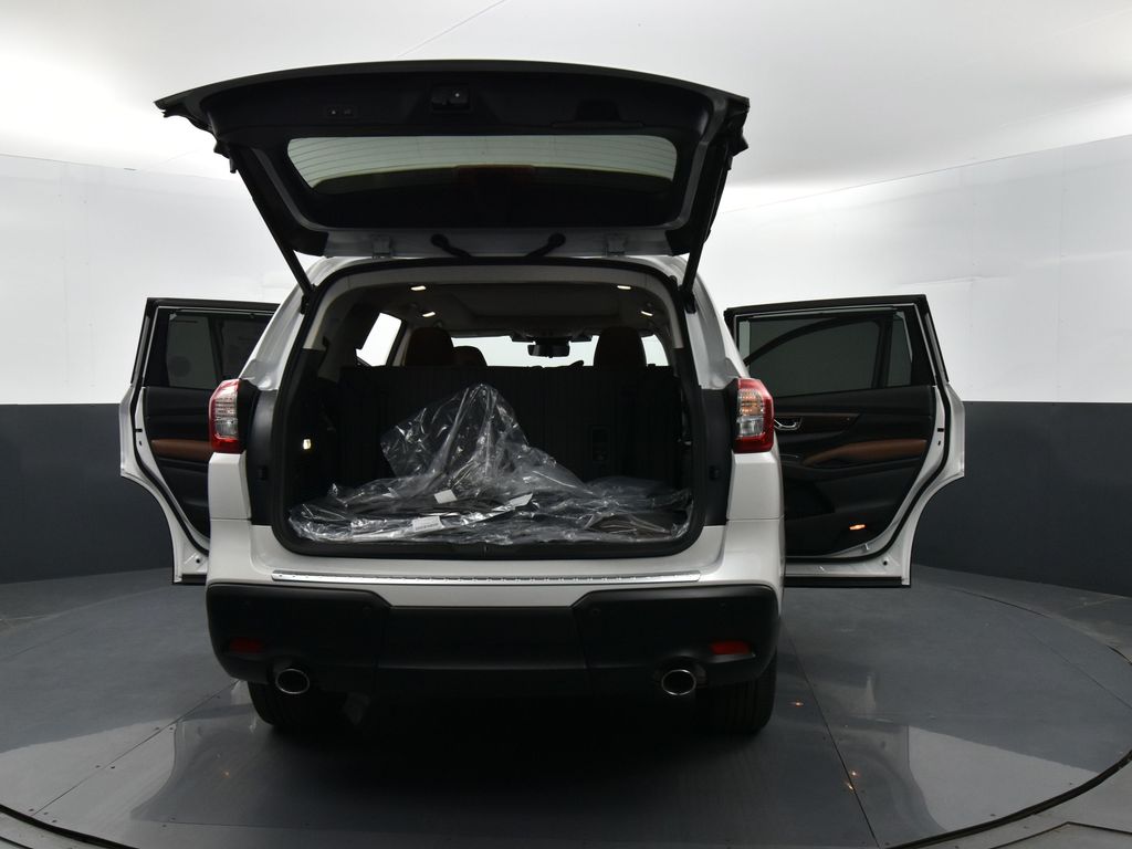 2025 Subaru Ascent Touring photo 27