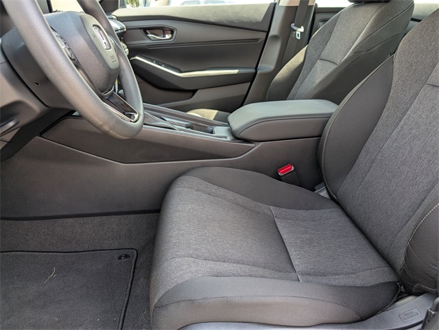 2025 Honda Accord 1.5T LX photo 12