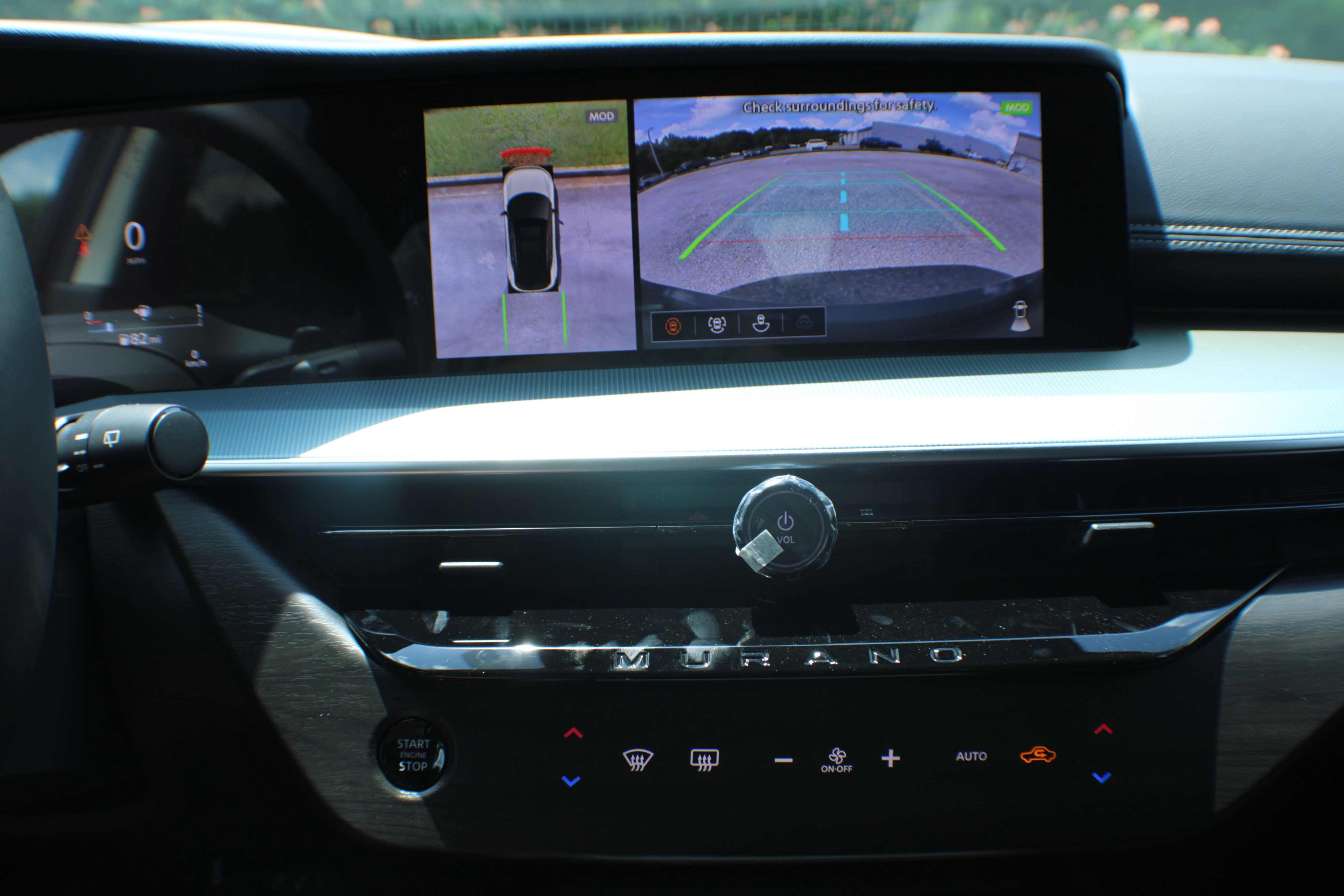 2025 Nissan Murano SL photo 11